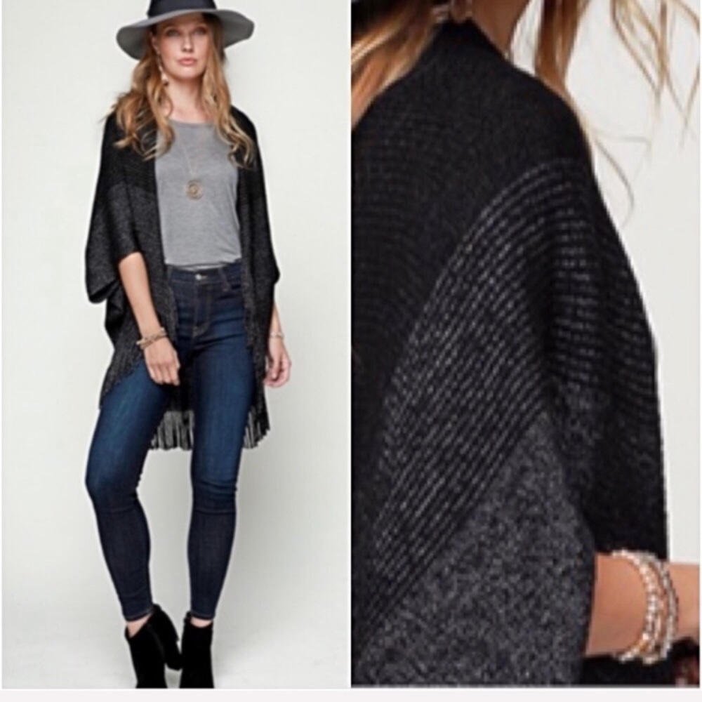 📍FLASHSALE ONE SIZE Red Shimmer Boho Cardi - Picture 4 of 5